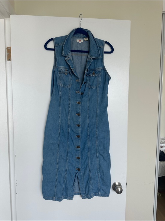 Levi's Dresses & Skirts - Levi's Sleeveless Button-Front Denim Dress in Light Blue